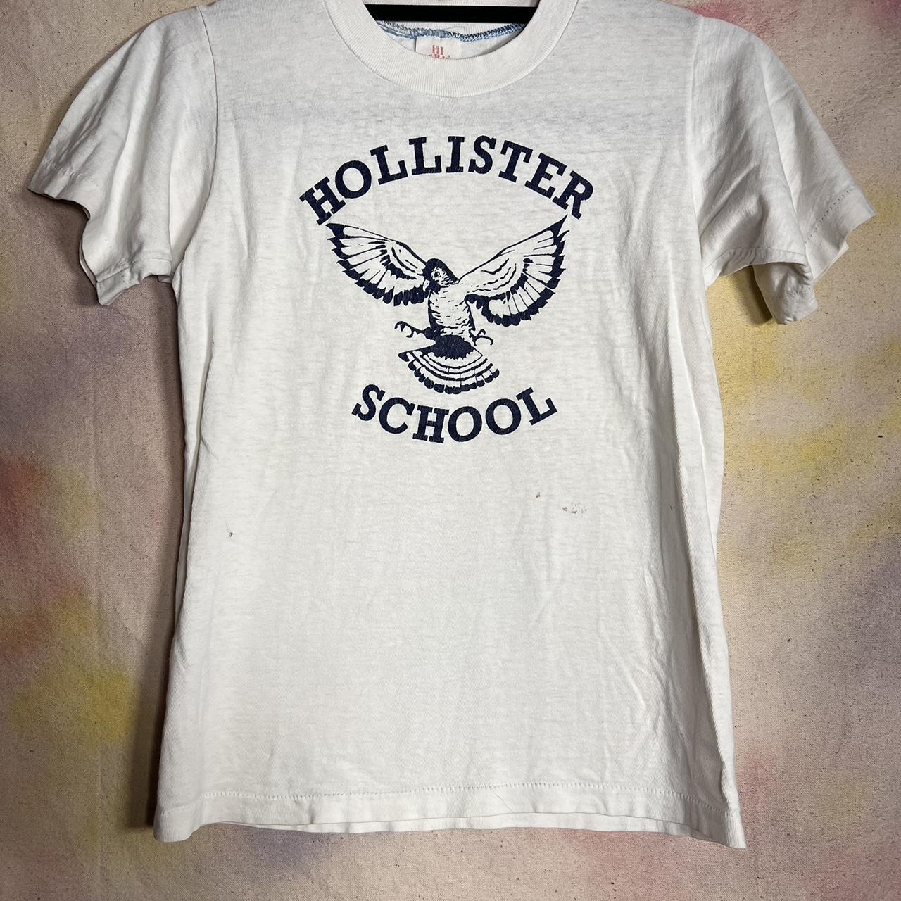 Hollister cotton t shirt white top/some stains under - Depop