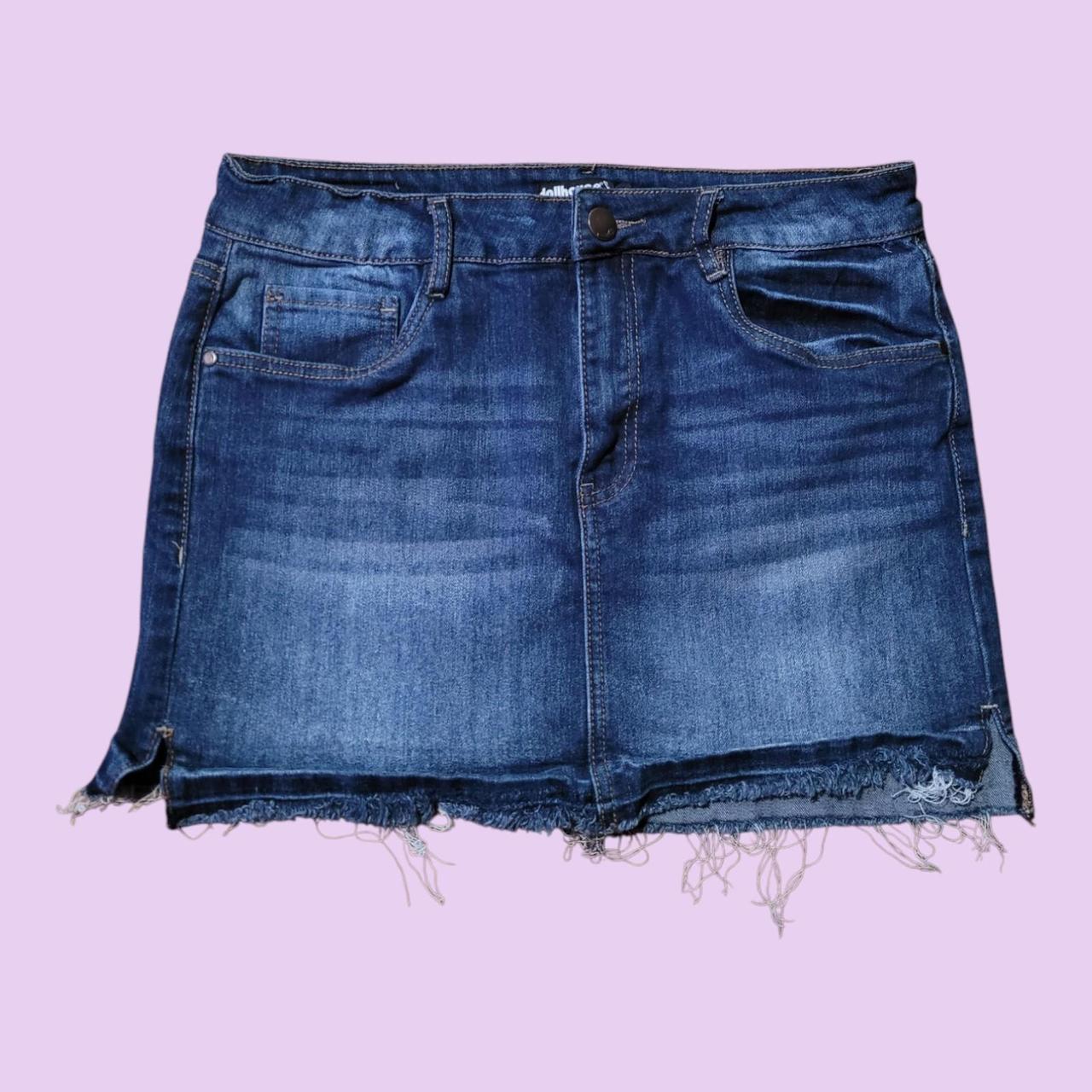 item listed by triple7