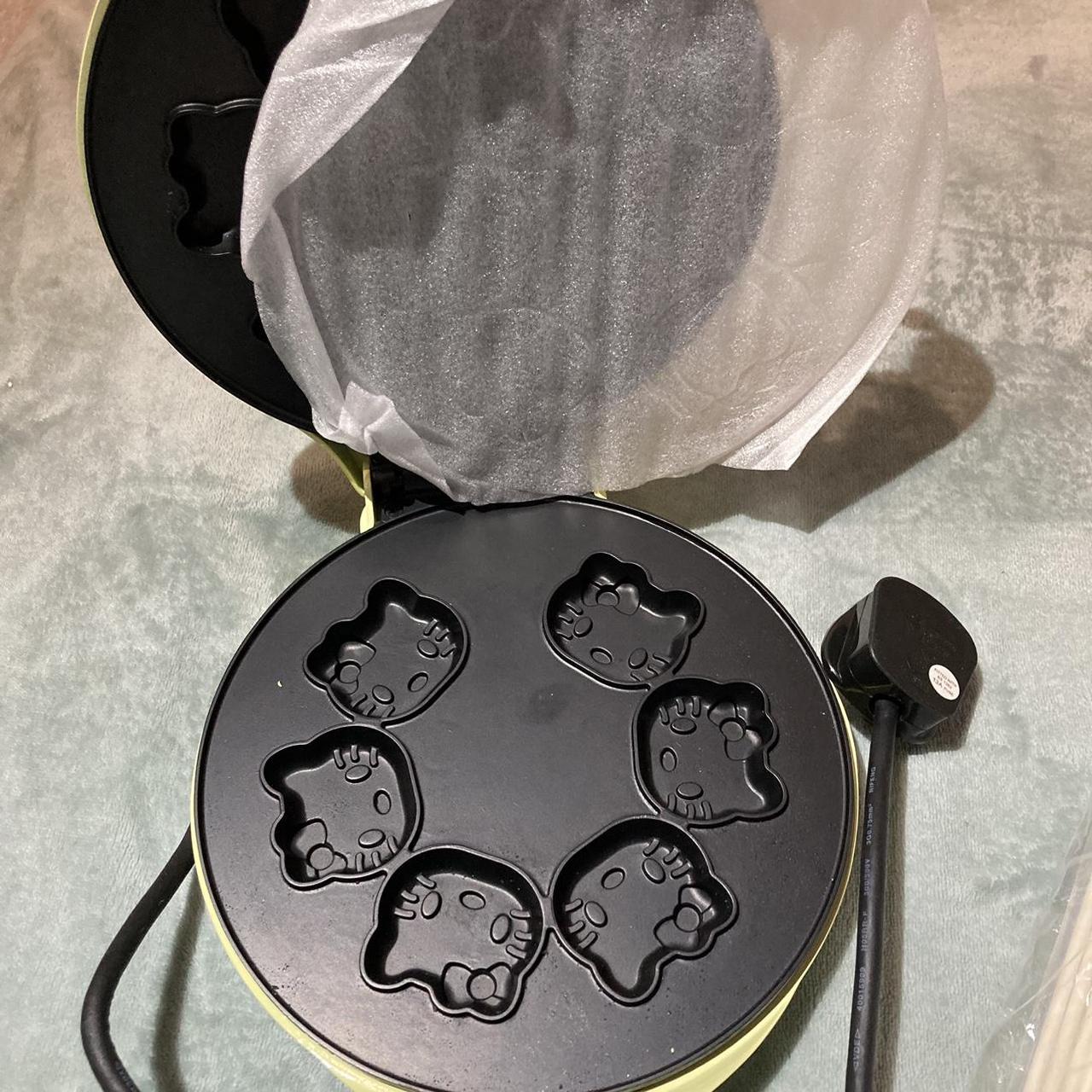 Sanrio hello kitty cake pop maker Is brand new with... Depop