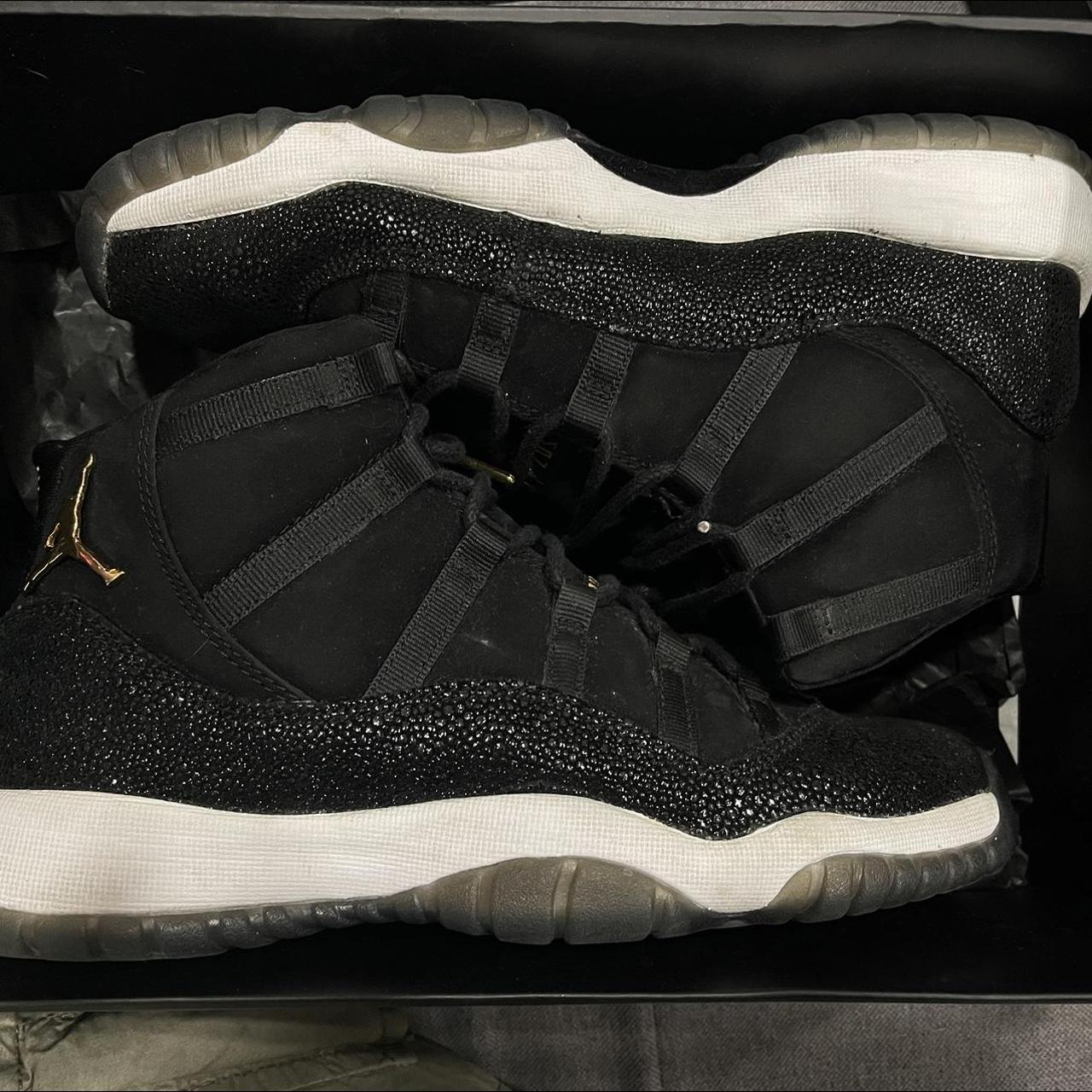 womens retro jordans 11