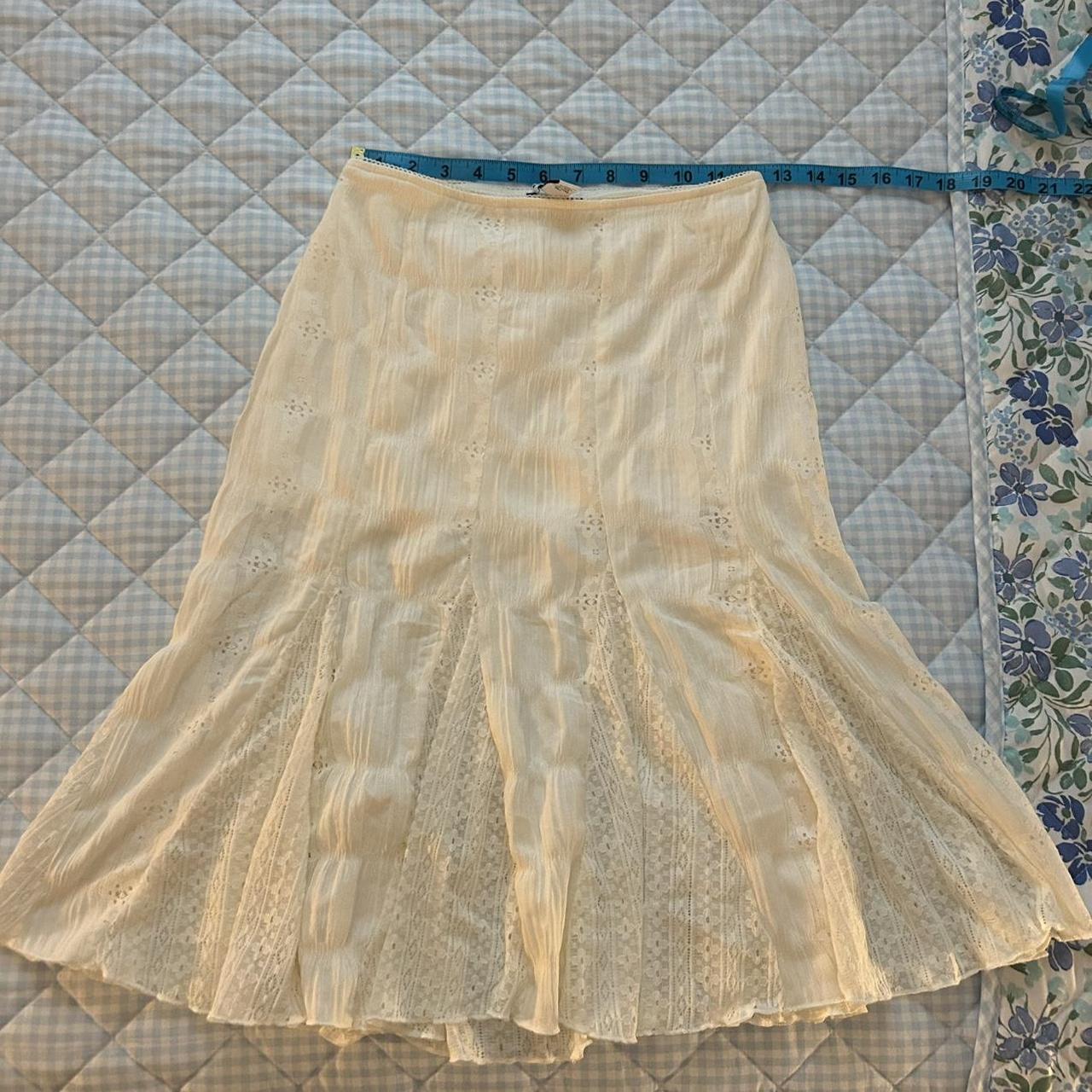 RSQ Women's Skirt - Cream - XS – White lace midi … - image 2