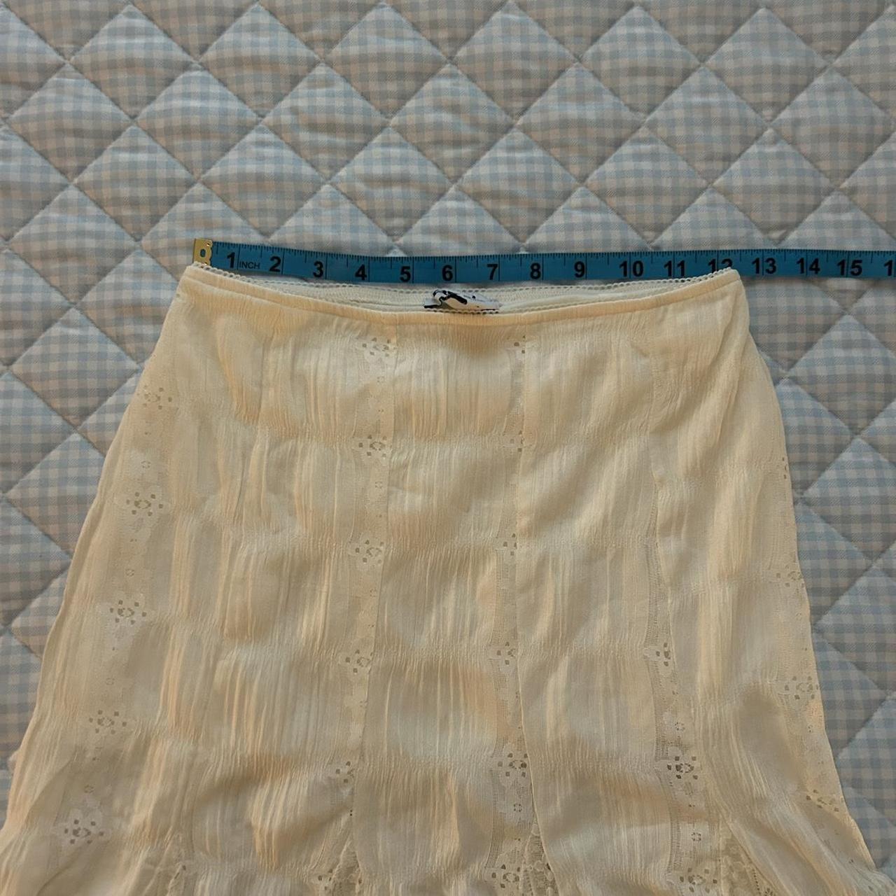 RSQ Women's Skirt - Cream - XS – White lace midi … - image 3