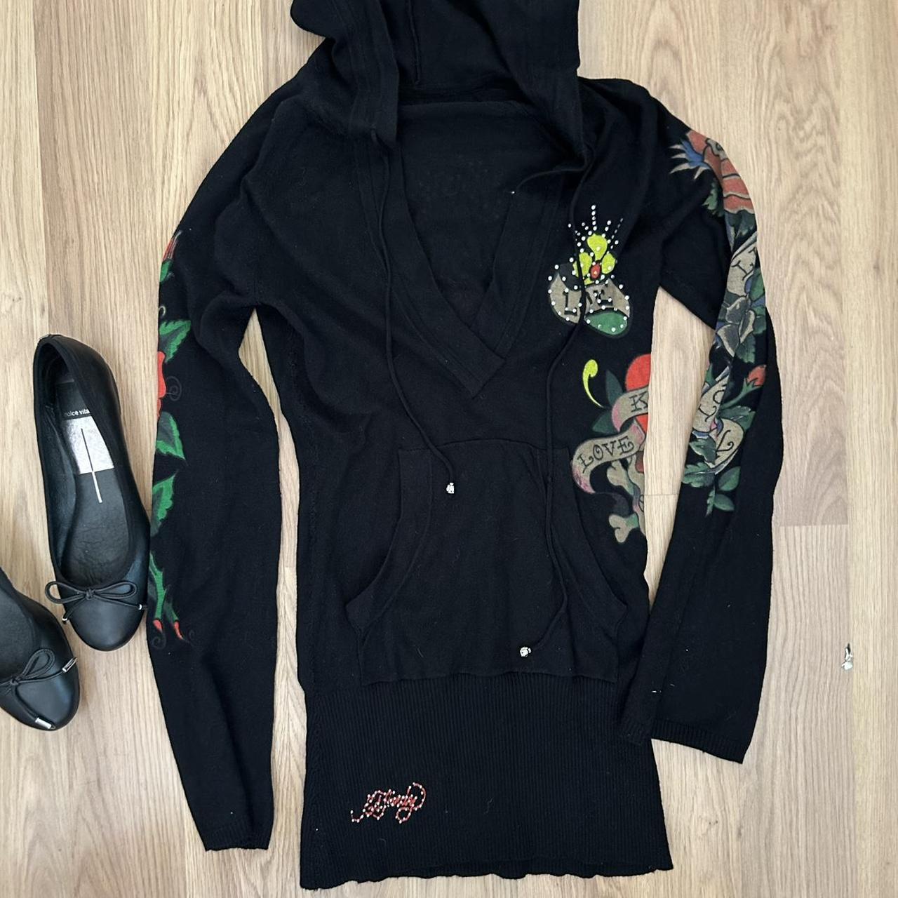 item listed by amyencisoooo