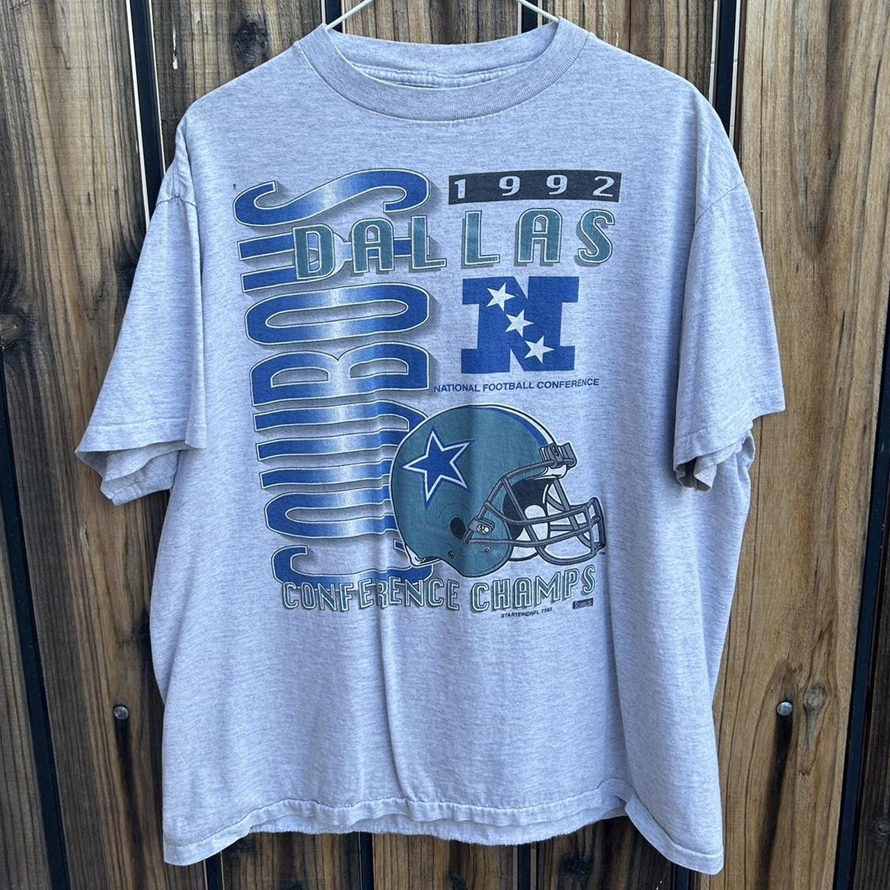 Beautiful graphics - NFL - Vintage tee - Gildan - Depop