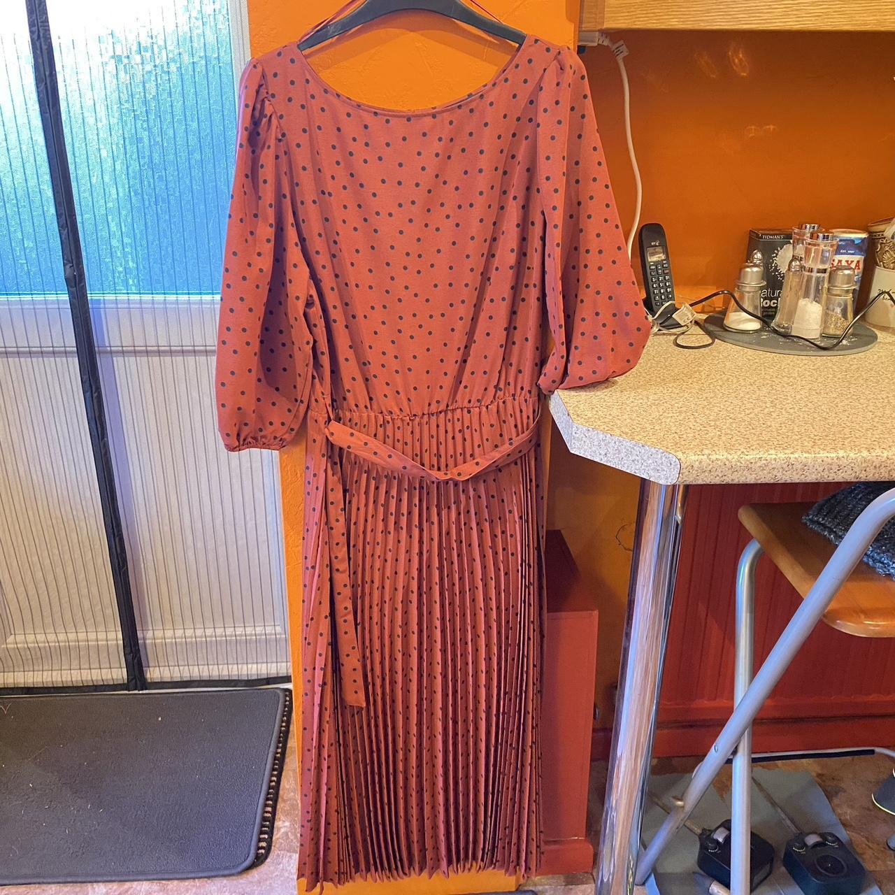 F&f orange shop pleated dress