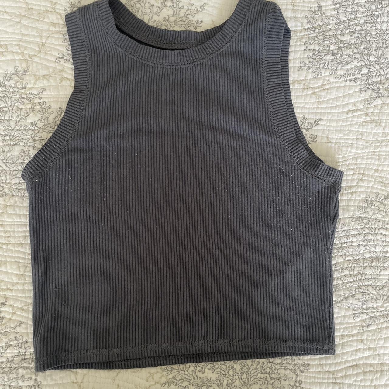 hollister crop top perfect condition slight pilling... - Depop