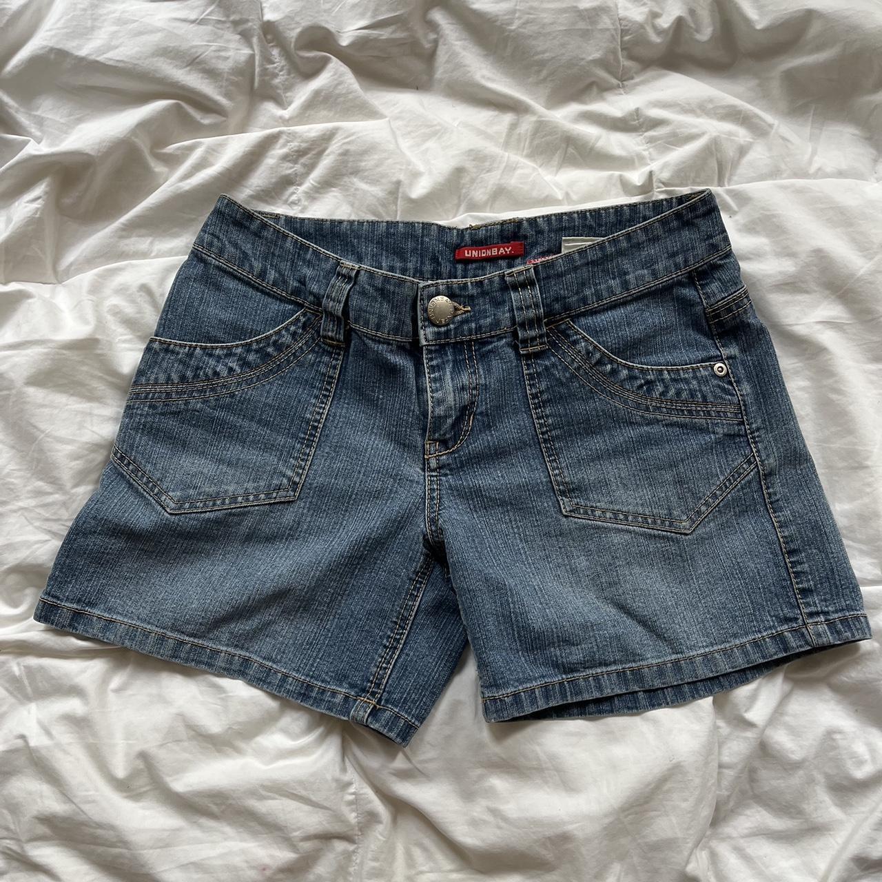 Union Bay Women's Navy Shorts Depop