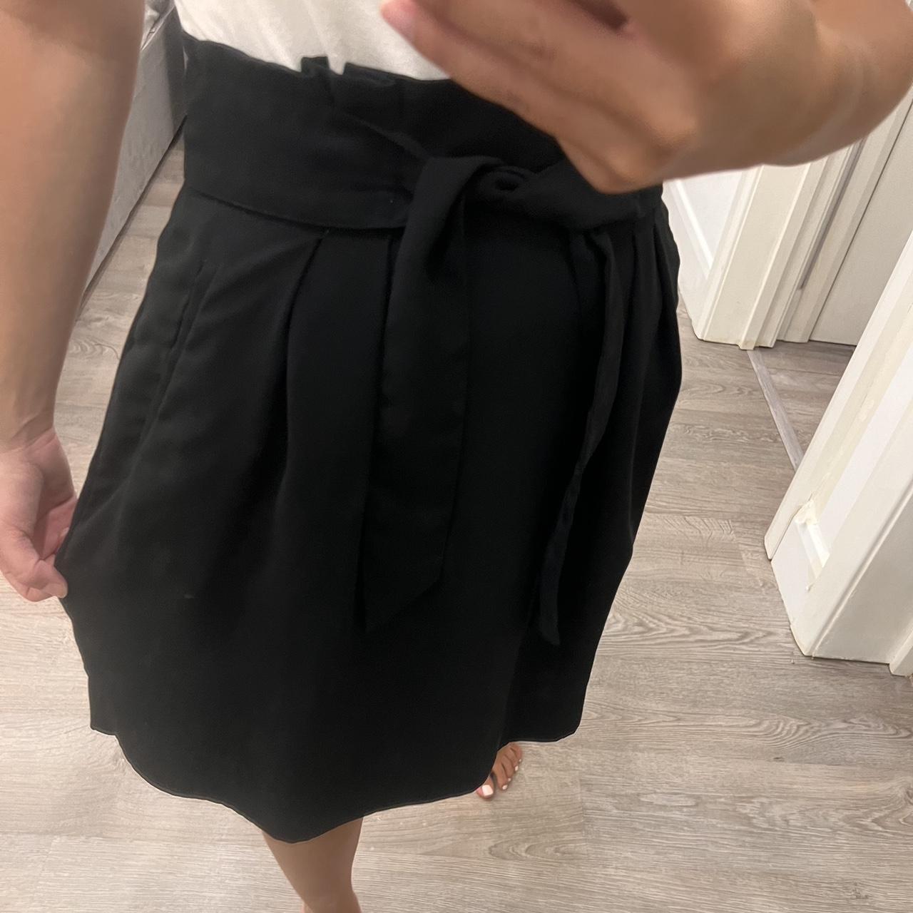 H&M paper bag waist skirt Size 8 Depop