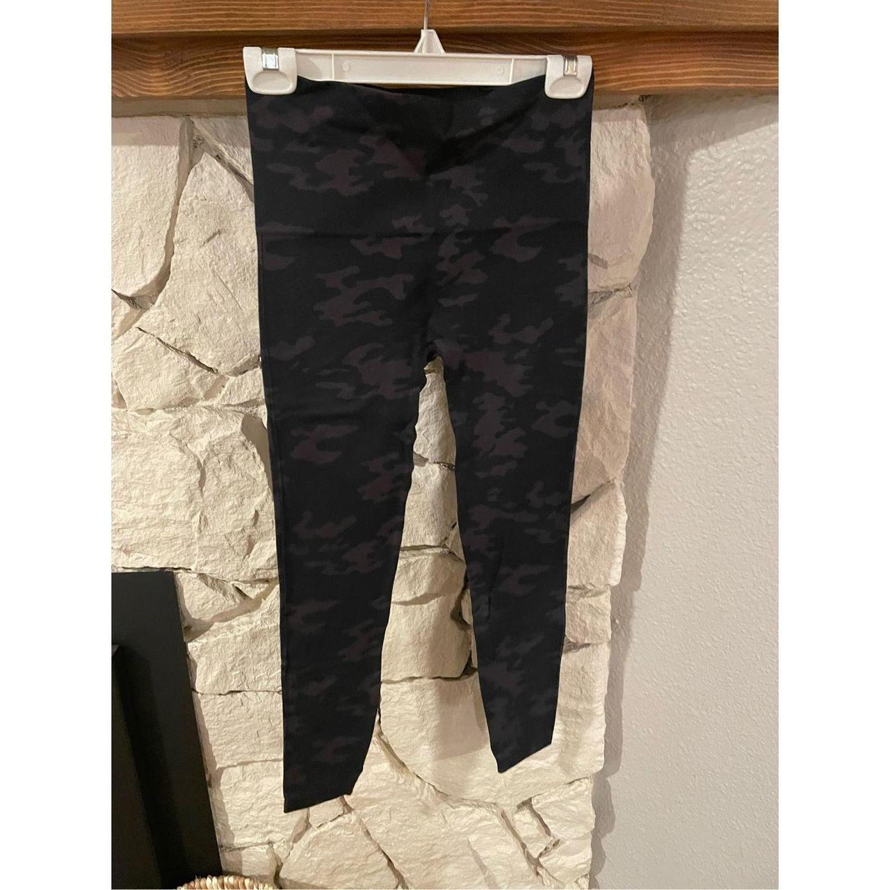 Spanx look and me now leggings black camo seamless
