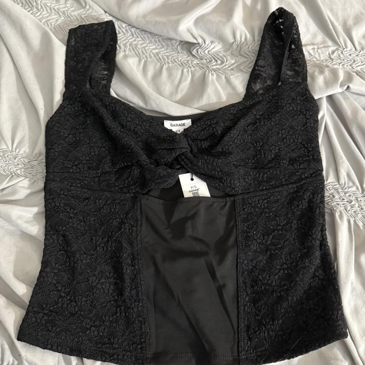 item listed by h3llahottie