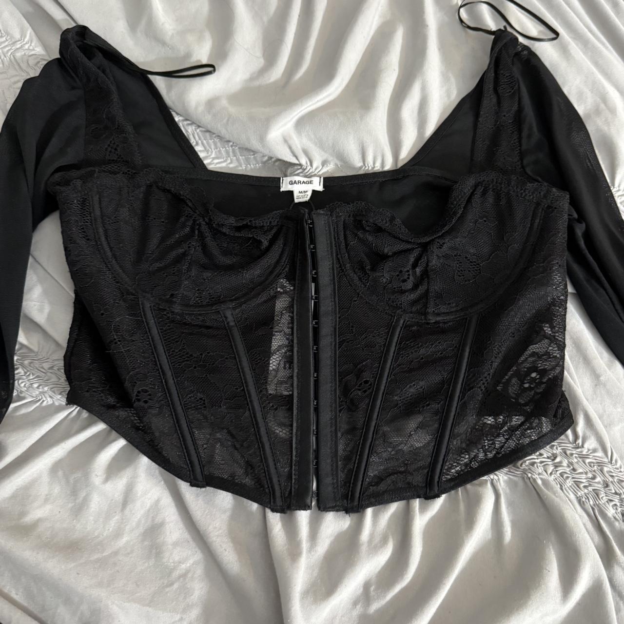 item listed by h3llahottie
