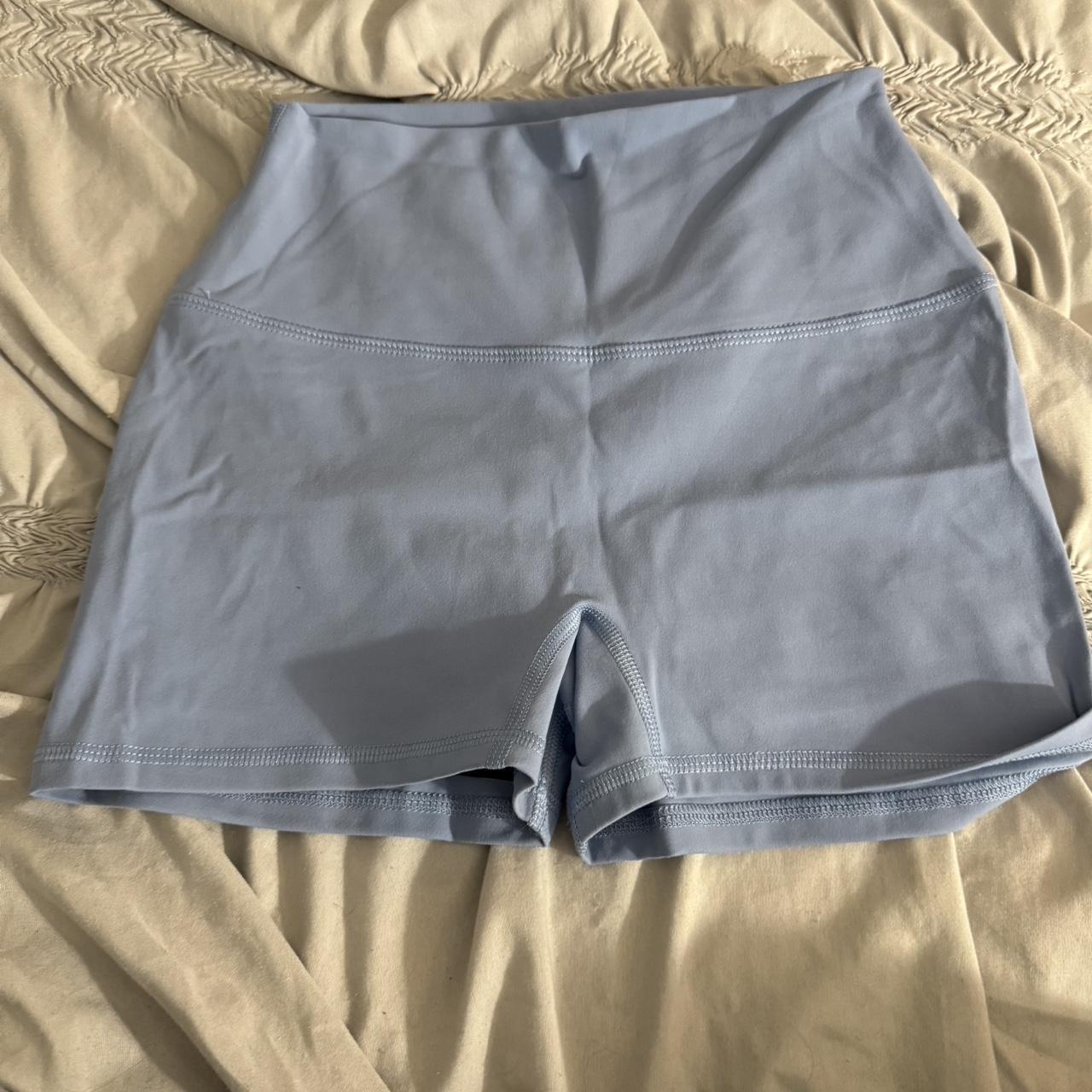 item listed by h3llahottie