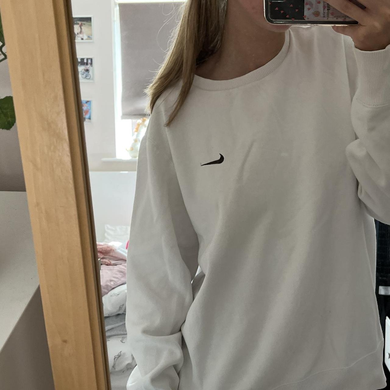 nike jumper womens white