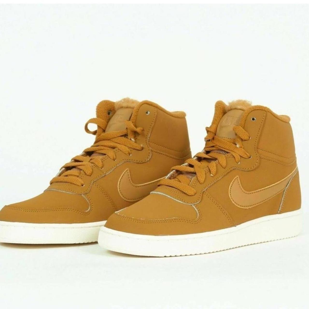 Nike hotsell ebernon tan