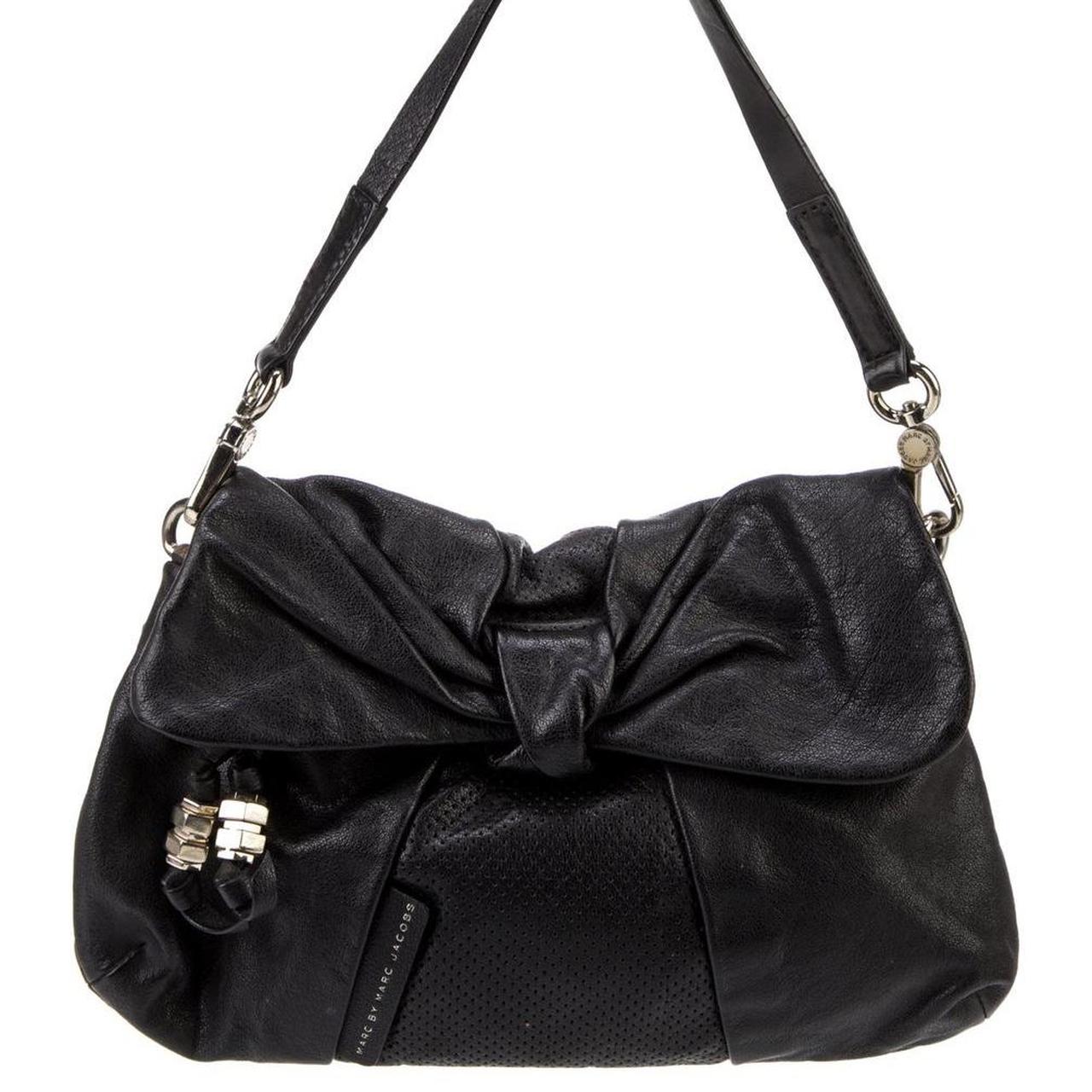 Marc Jacobs Black Satin selling With Bow Bague