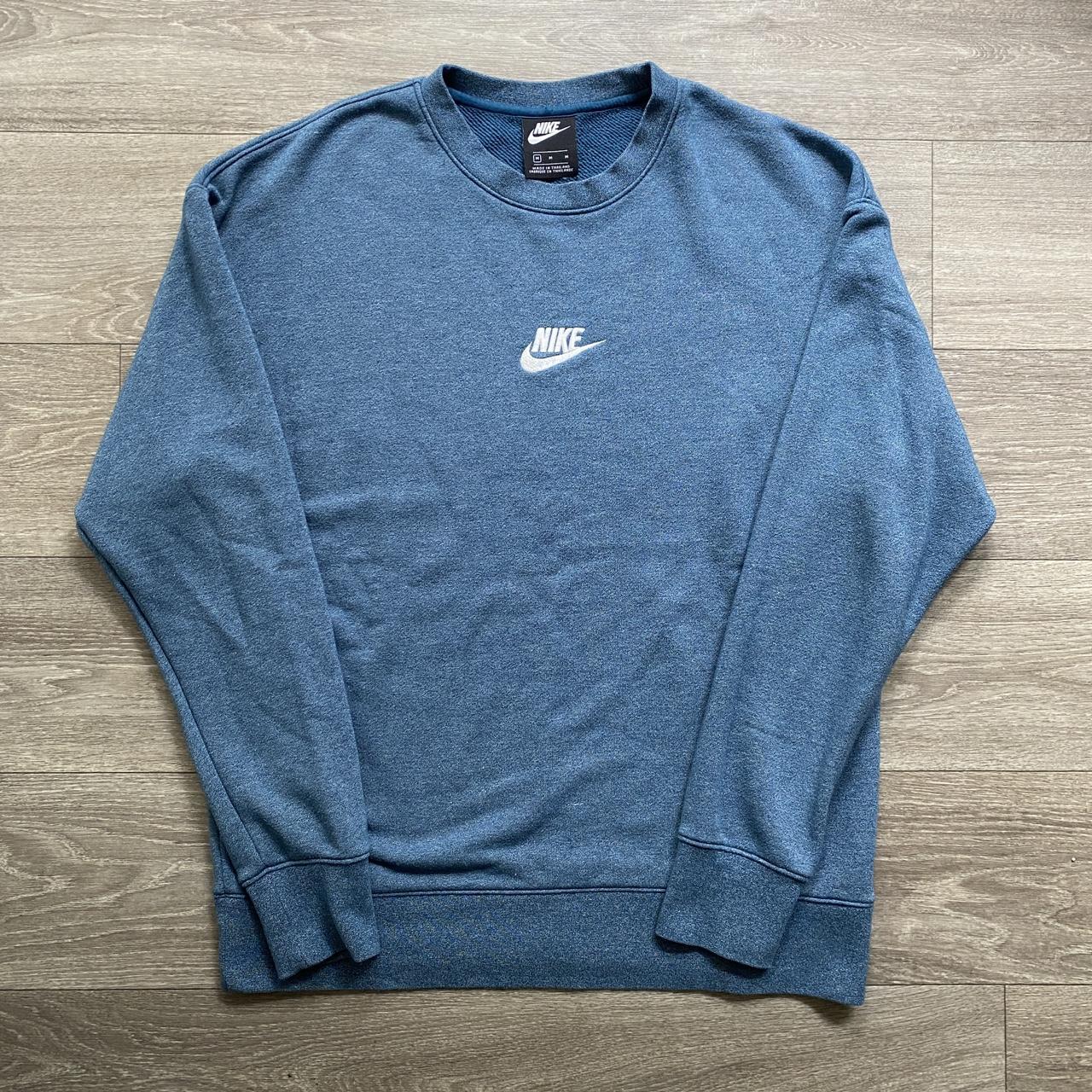 Nike heritage hotsell crew sweatshirt blue