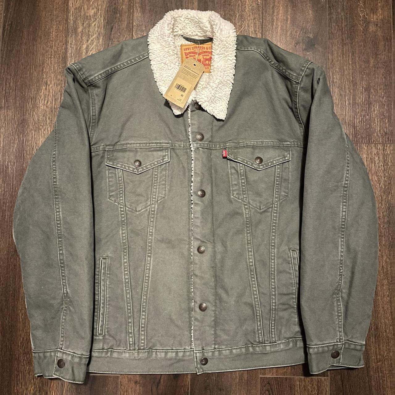 Levi's Men's Green Jacket | Depop