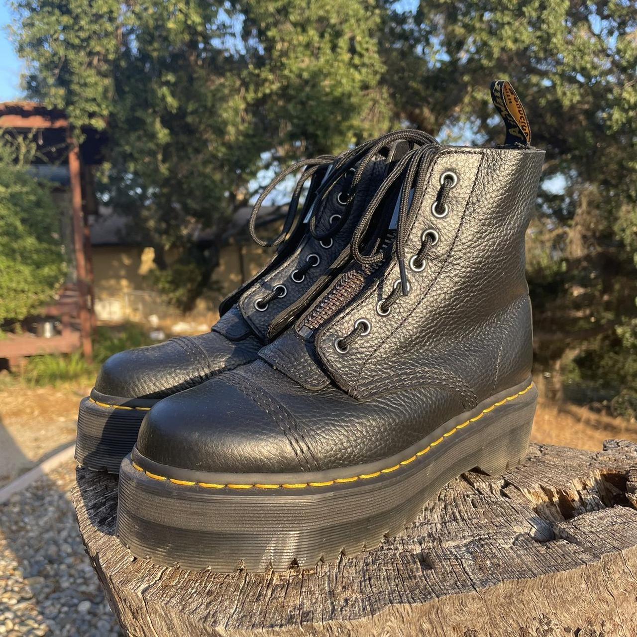 doc martens carolyn