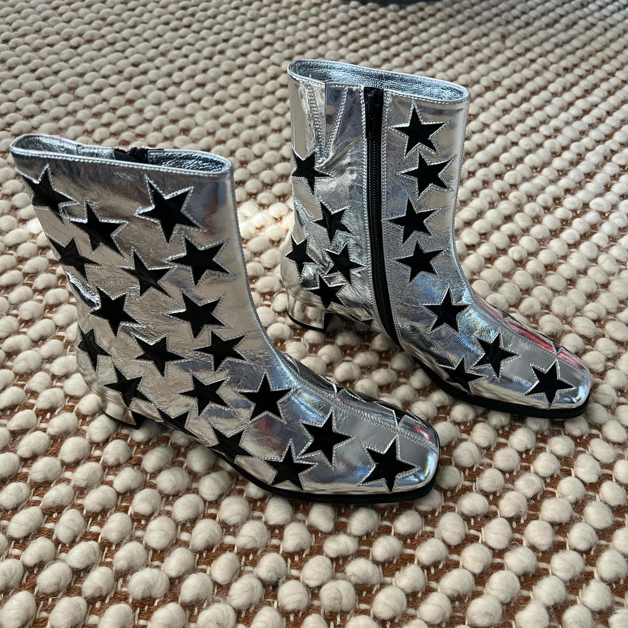 Jeffrey Campbell size 6.5 US Silver metallic. Depop