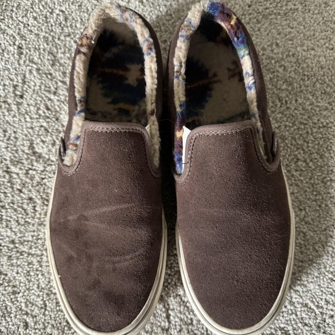 Fuzzy shop brown vans