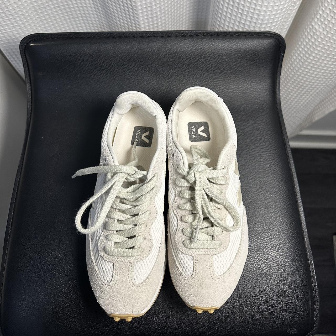 Veja Women's Cream and White Trainers | Depop