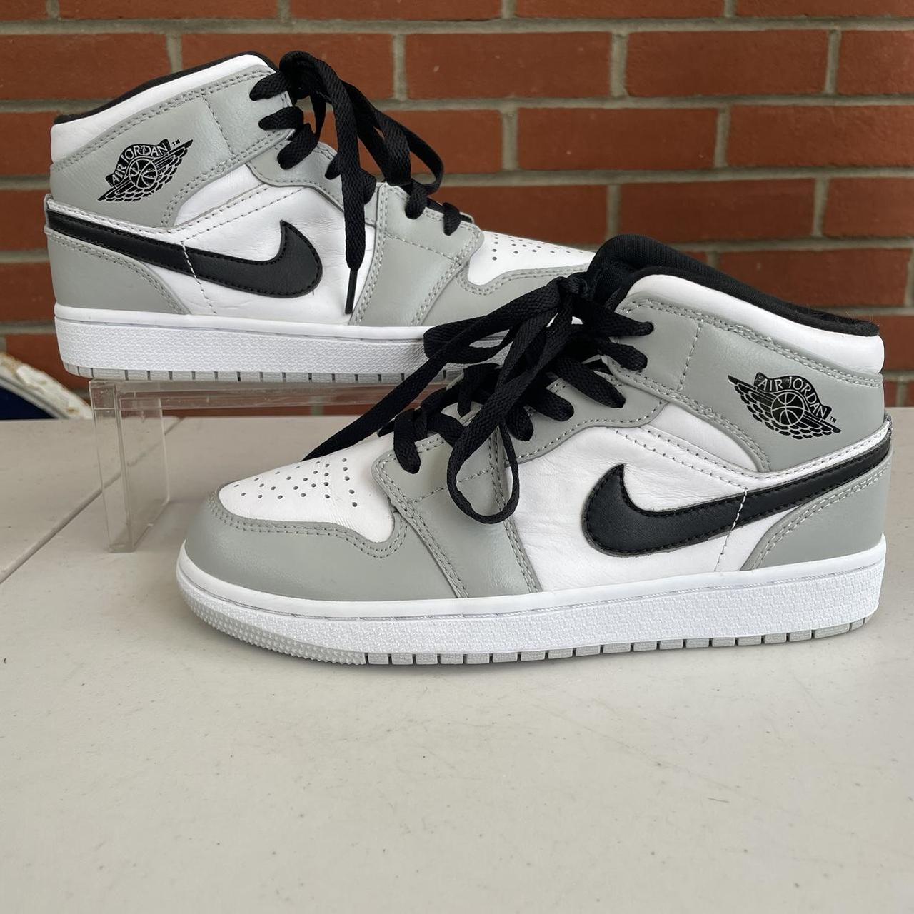 smoke grey jordan mids
