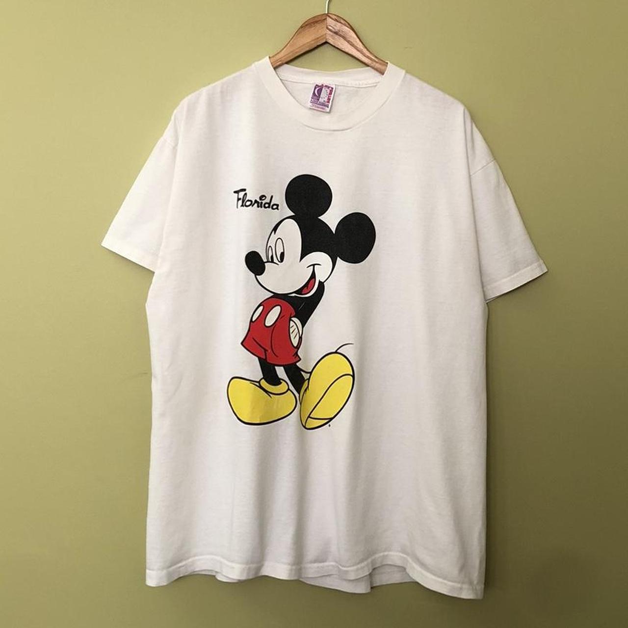 Disney Men's White and Red T-shirt | Depop