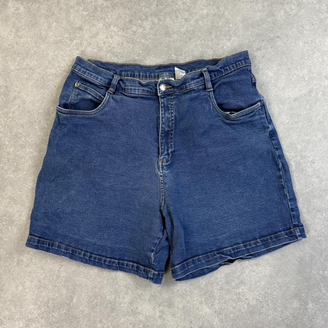 item listed by thegoosefinds