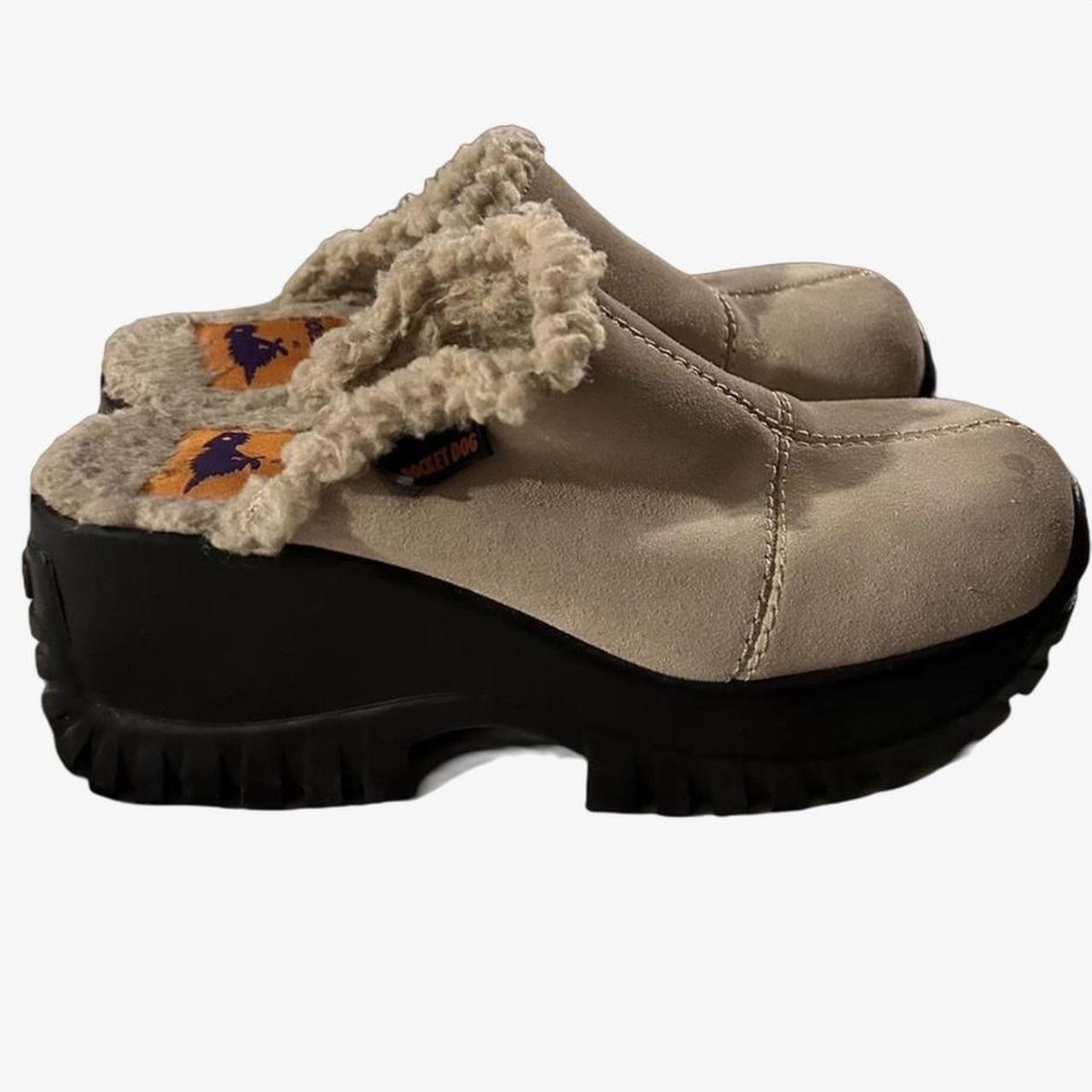 Rocket dog vintage clogs platforms • crème beige... Depop