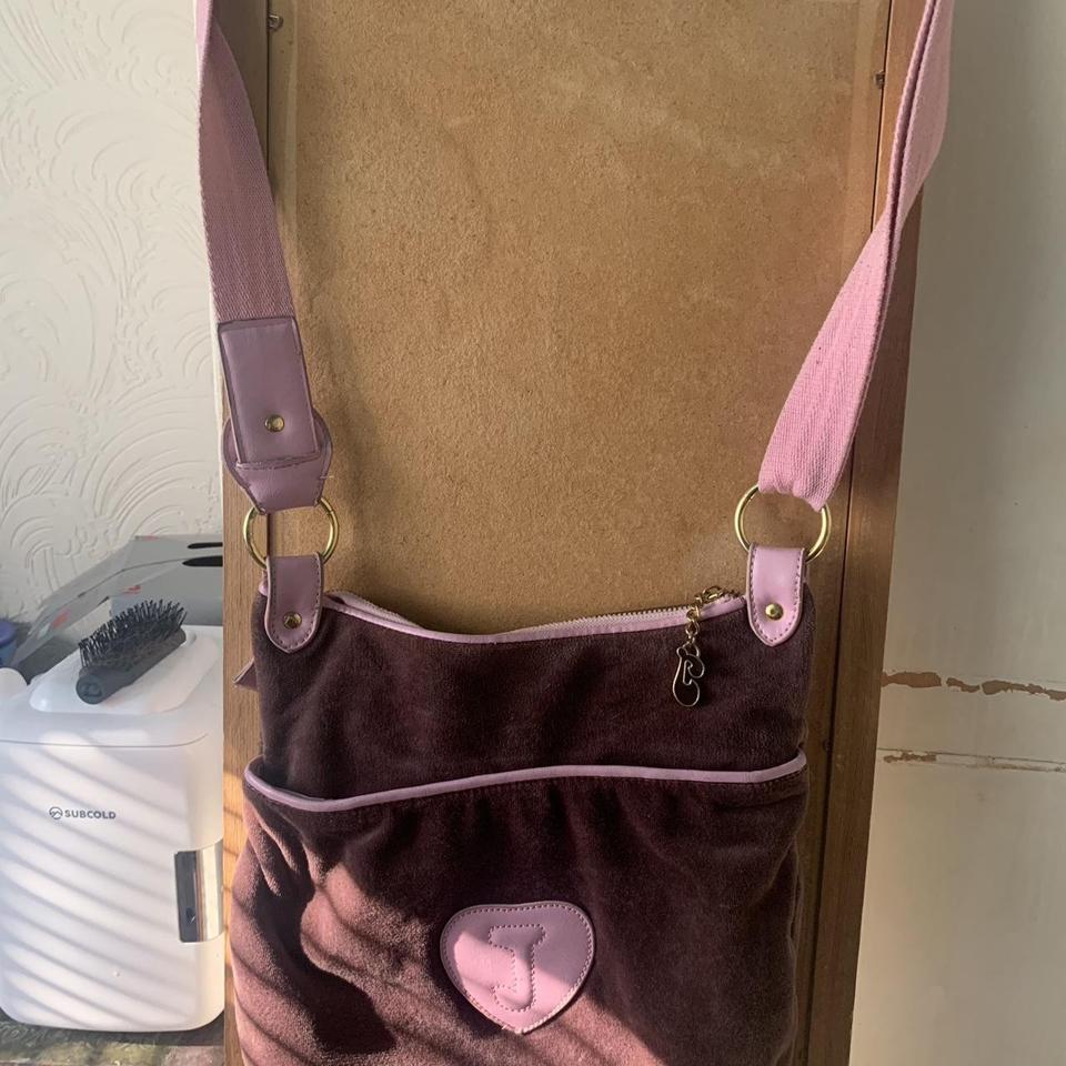 Lovely Juicy Couture messenger bag only been worn once Depop