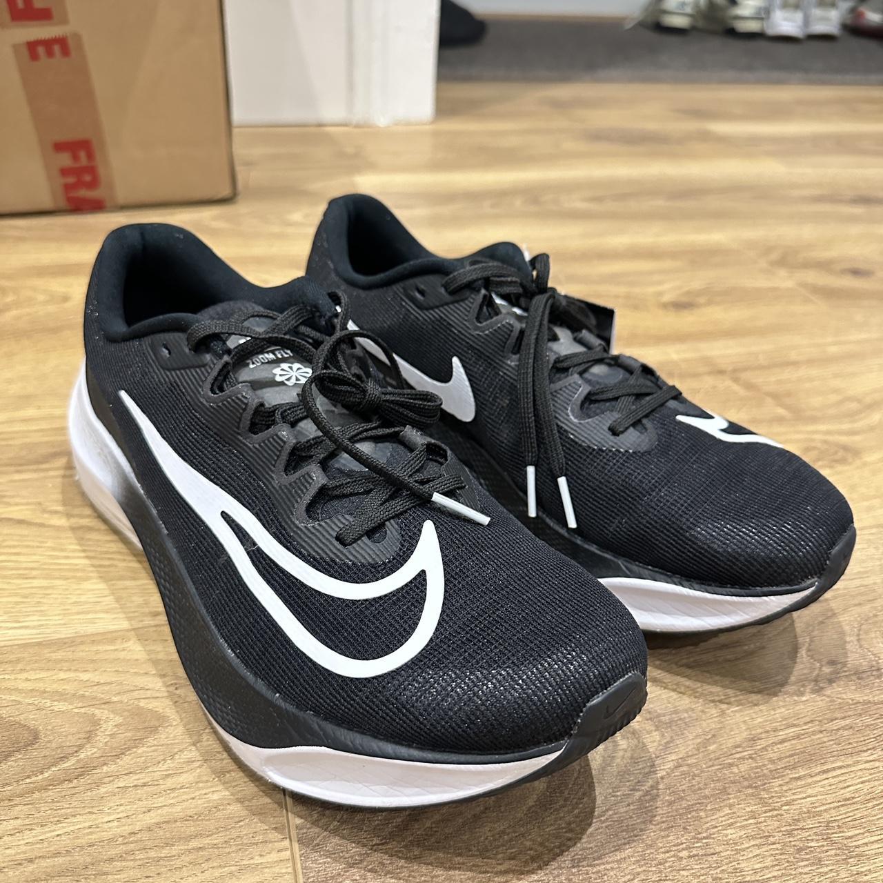 Nike zoom fly anthracite hotsell