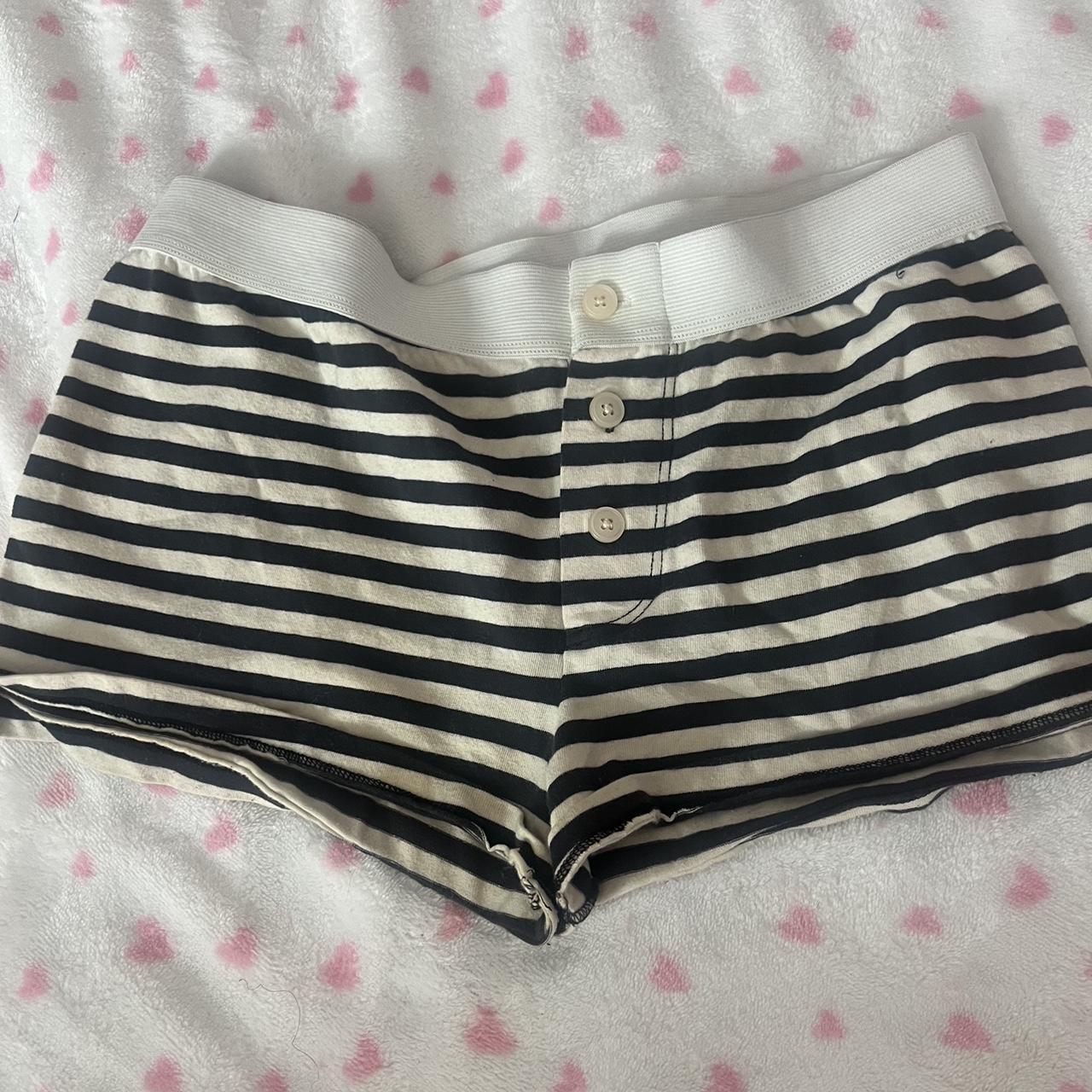 brandy boy shorts black/cream color great condition - Depop