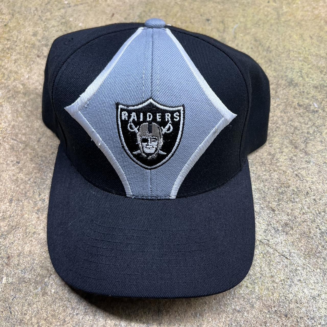 Sharktooth Snapback Oakland Raiders