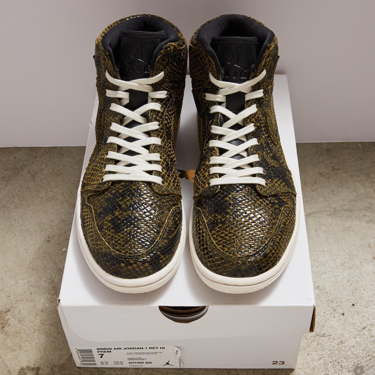 Wmns air jordan outlet 1 ret hi prem