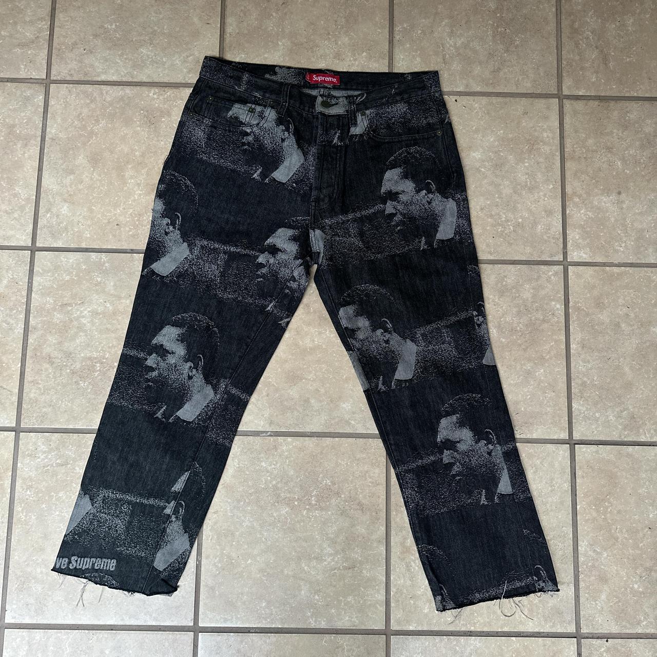 パンツ Supreme Regular Jean Washed Black Supreme Washed Regular Jean (FW18) - $138