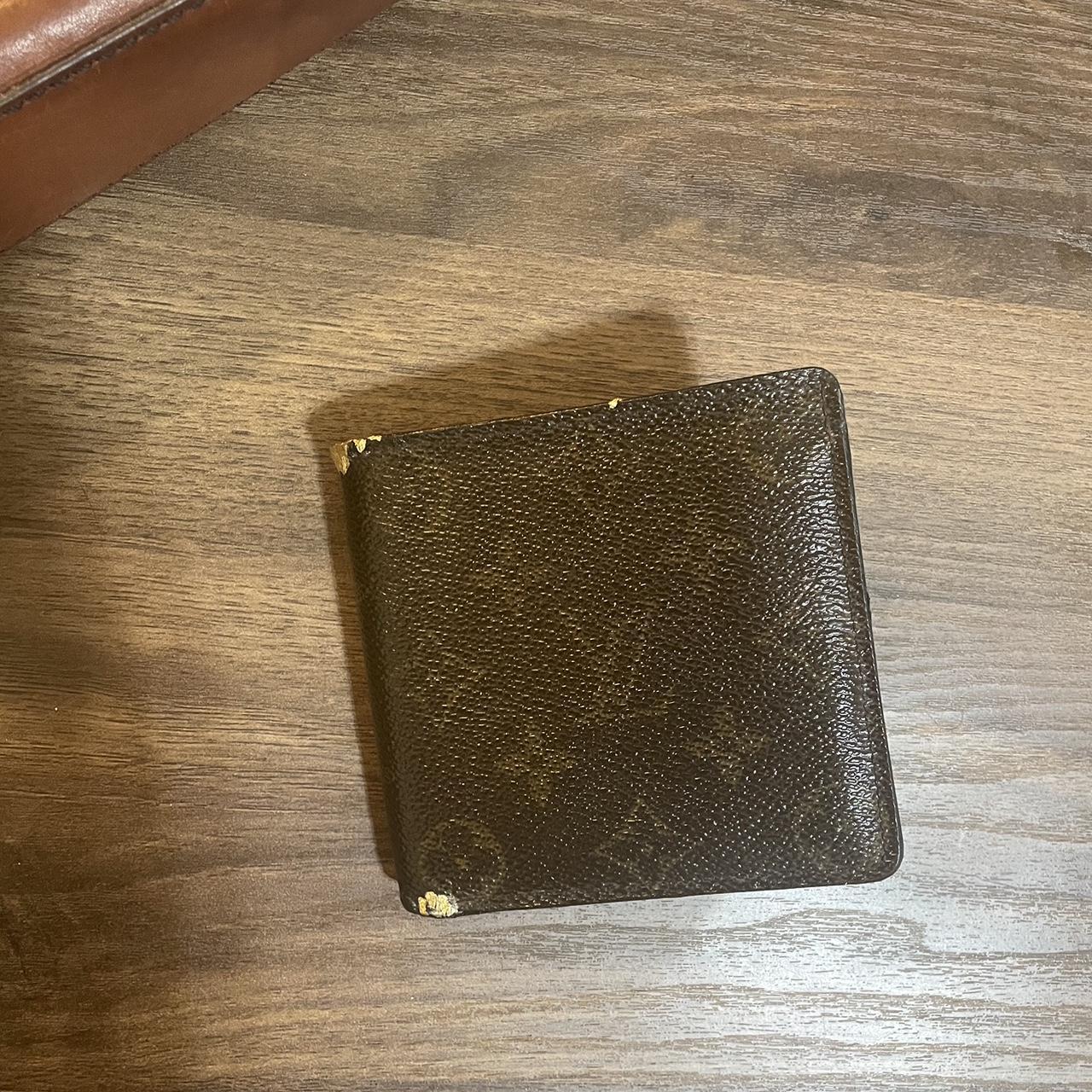 authentic louis vuitton cardholder/mini wallet the - Depop
