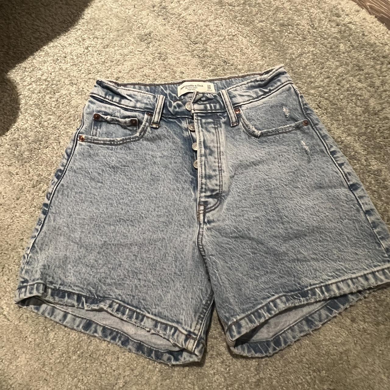 Abercrombie & Fitch The Dad Short high rise Depop