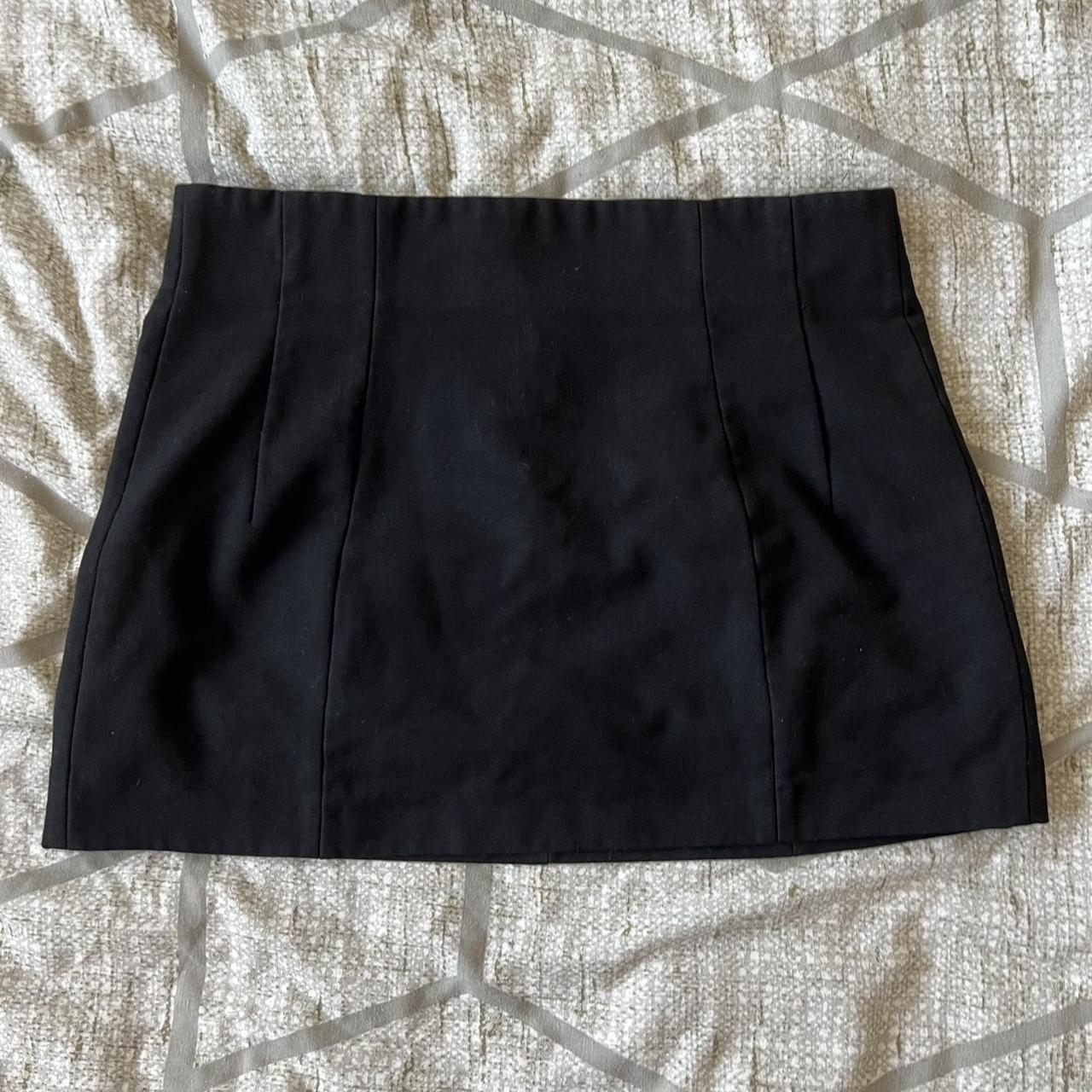 Zara black skirt!! Size large - Depop