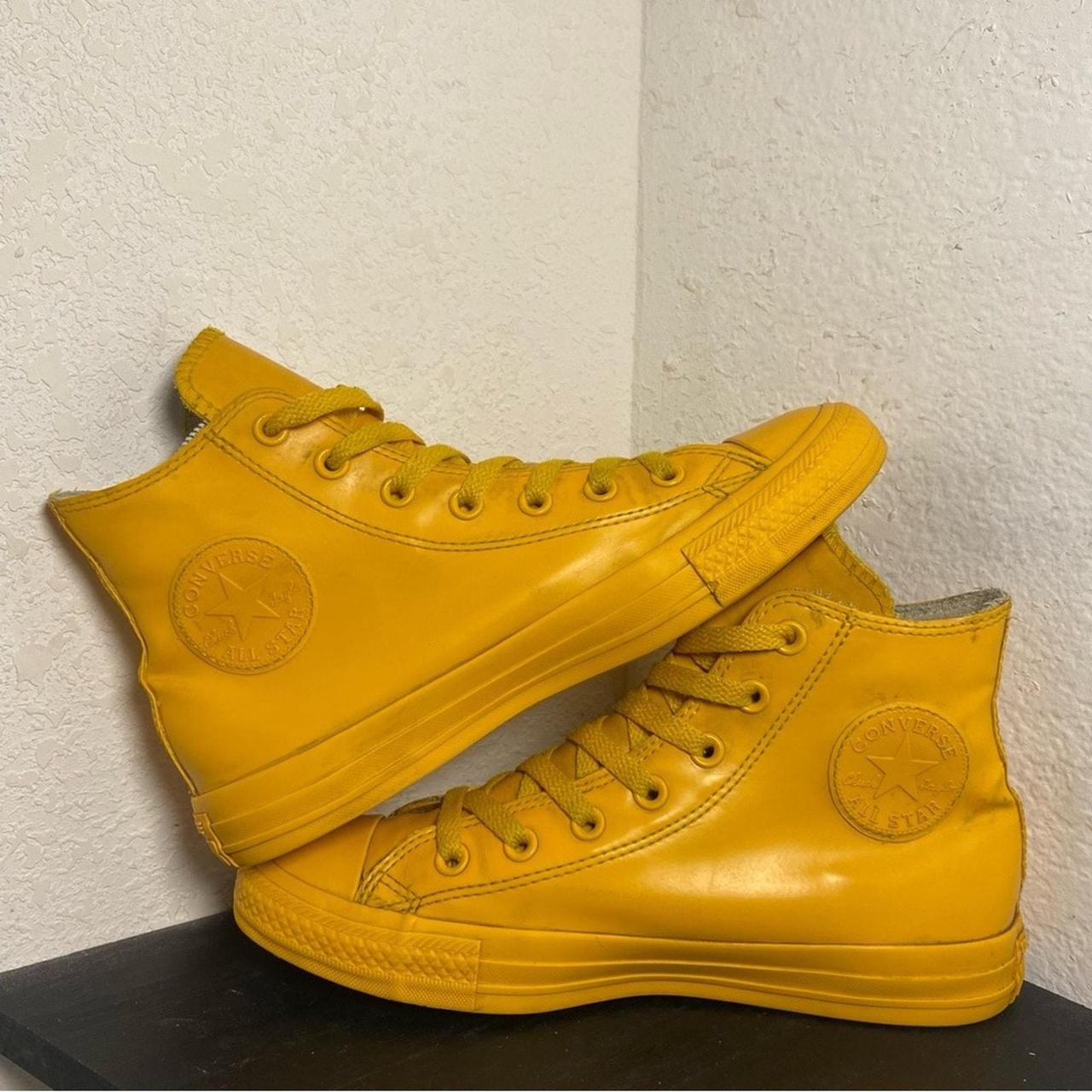 Converse yellow leather on sale