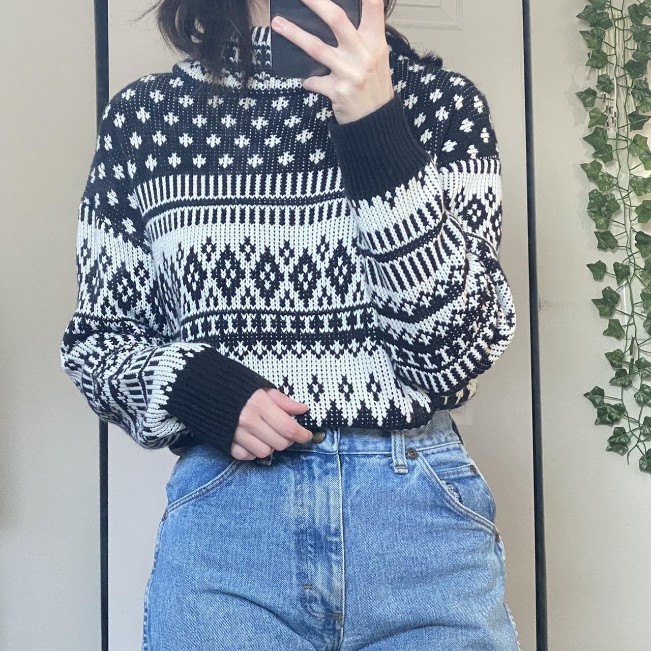 Women's Black and White Jumper | Depop