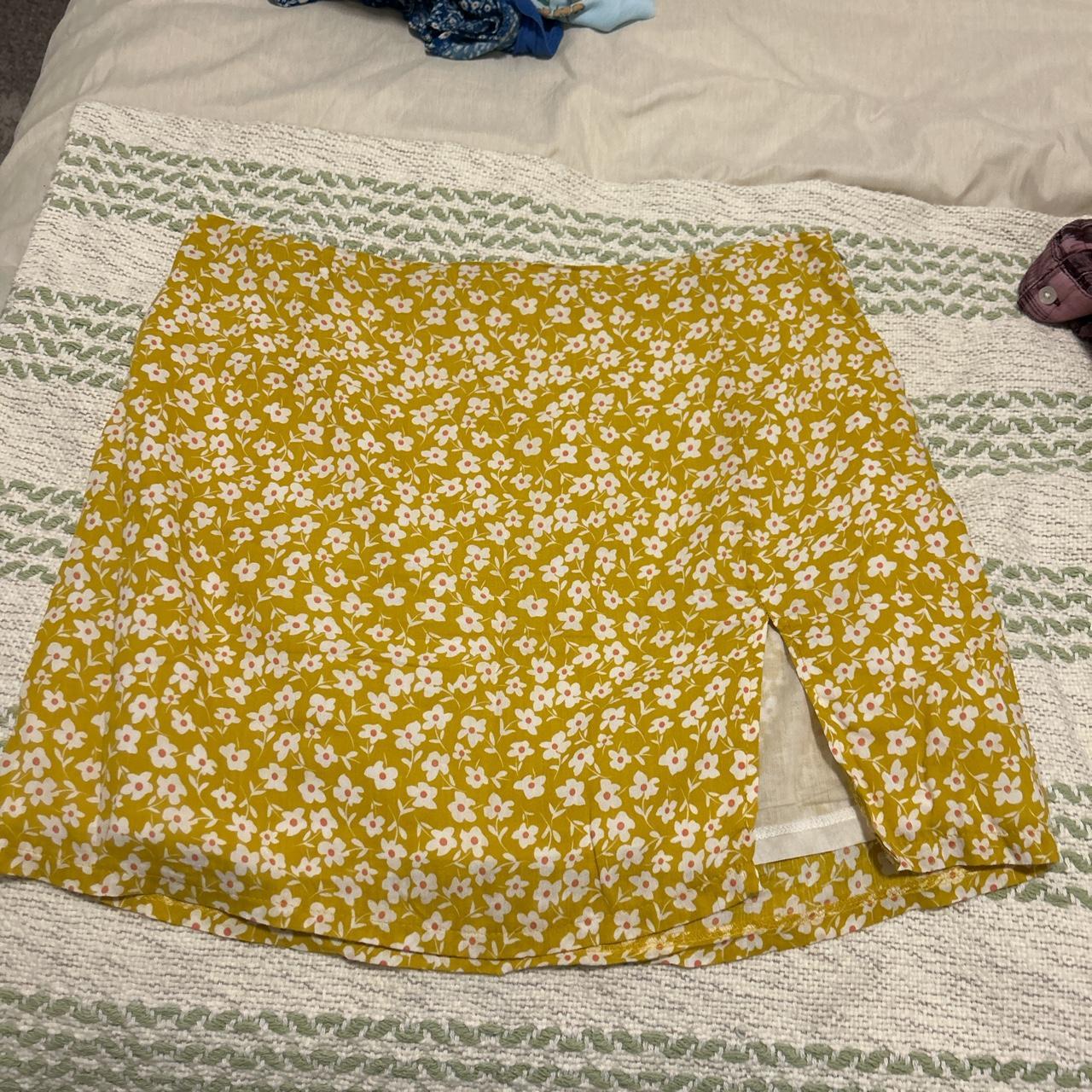 princess polly mustard yellow floral mini skirt - Depop