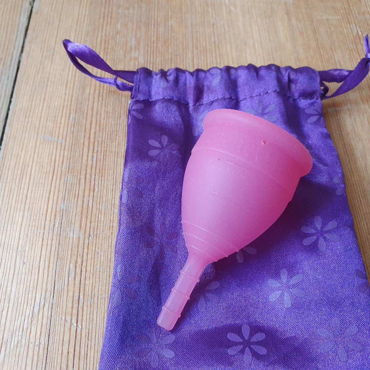 Reusable Silicone Menstrual Cup Depop