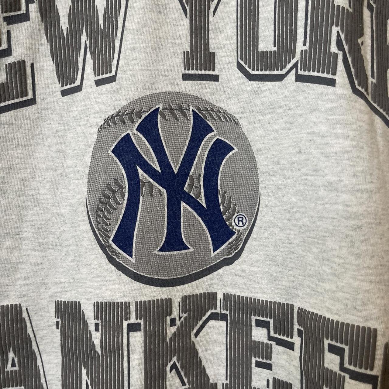 Vintage 1997 New York Yankees T-Shirt