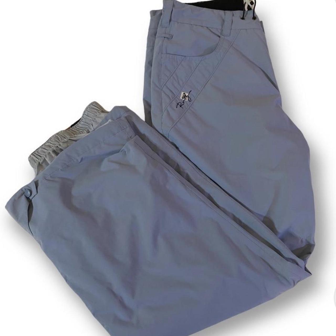 REPOP SUPER CUTE ROXY SKI PANTS, fits a large/XL... Depop