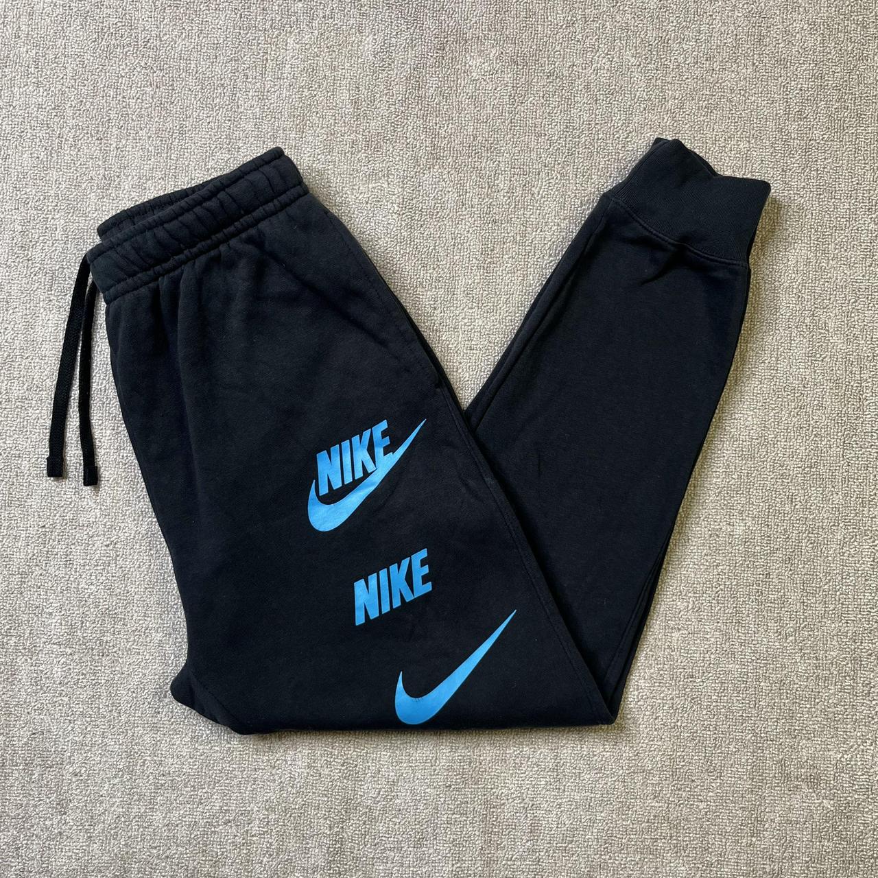 nike tight tracksuit bottoms