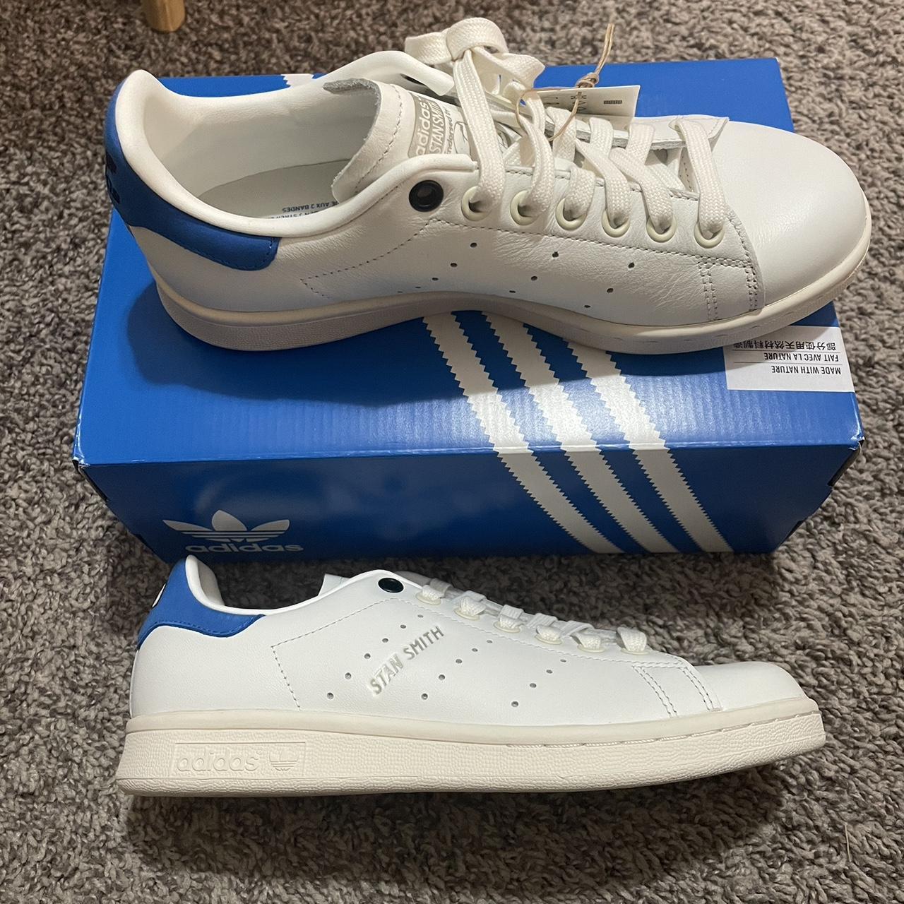 Stan smith shop blue box