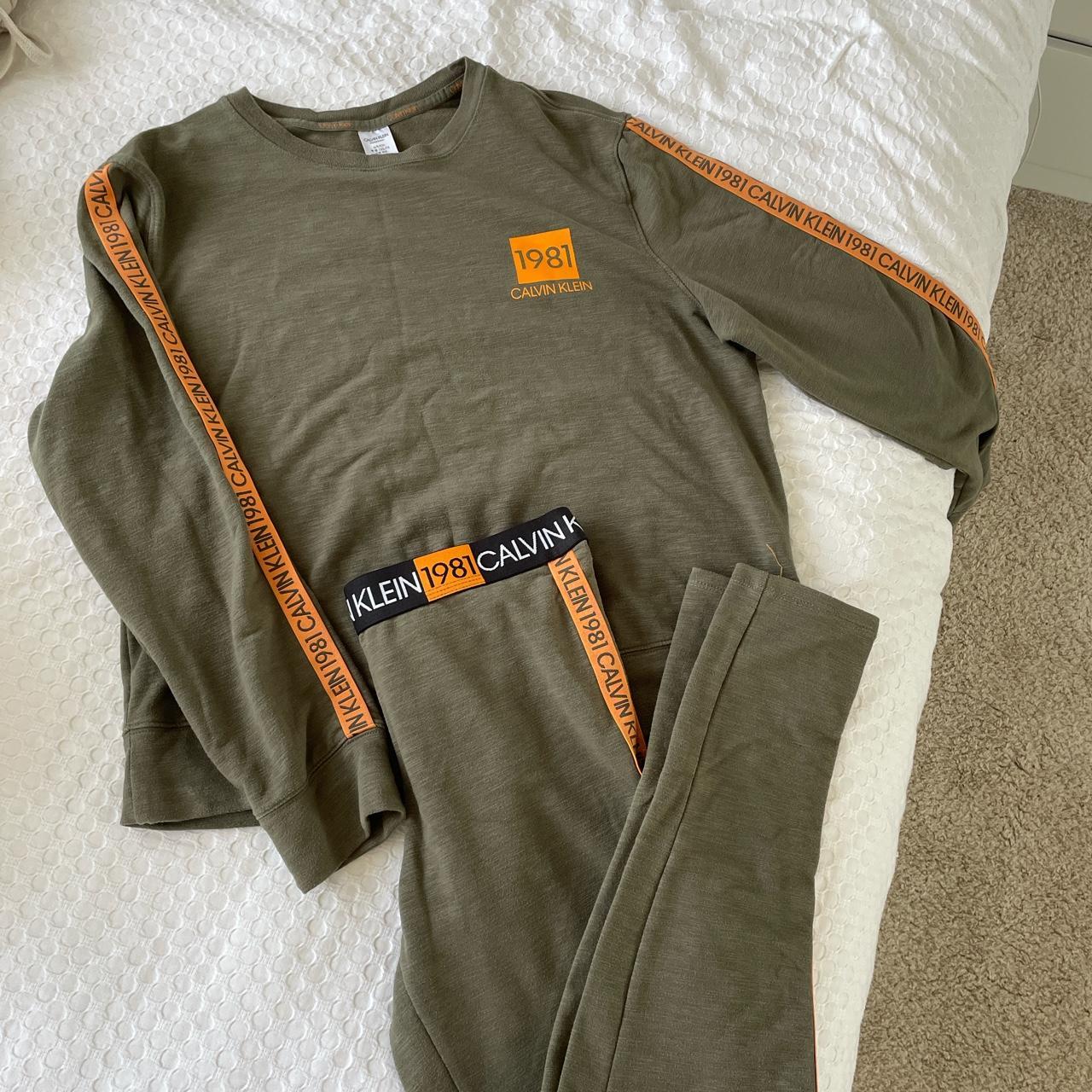 Calvin klein grey sale and orange joggers