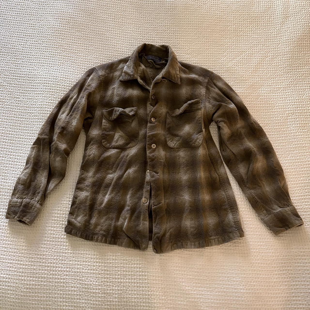 Vintage Pendleton Wool Flannel Tag states M but fits... - Depop