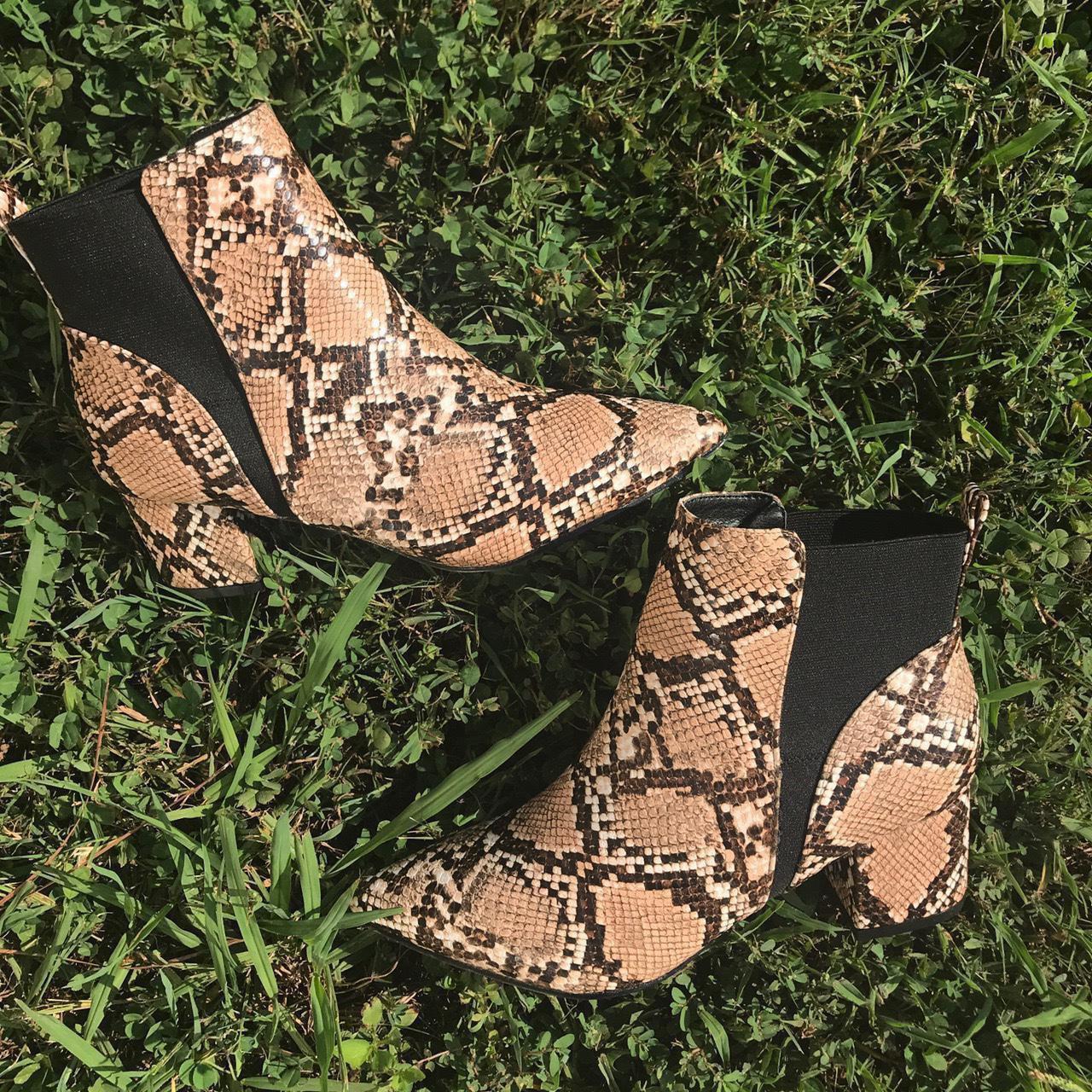 lulus snakeskin boots