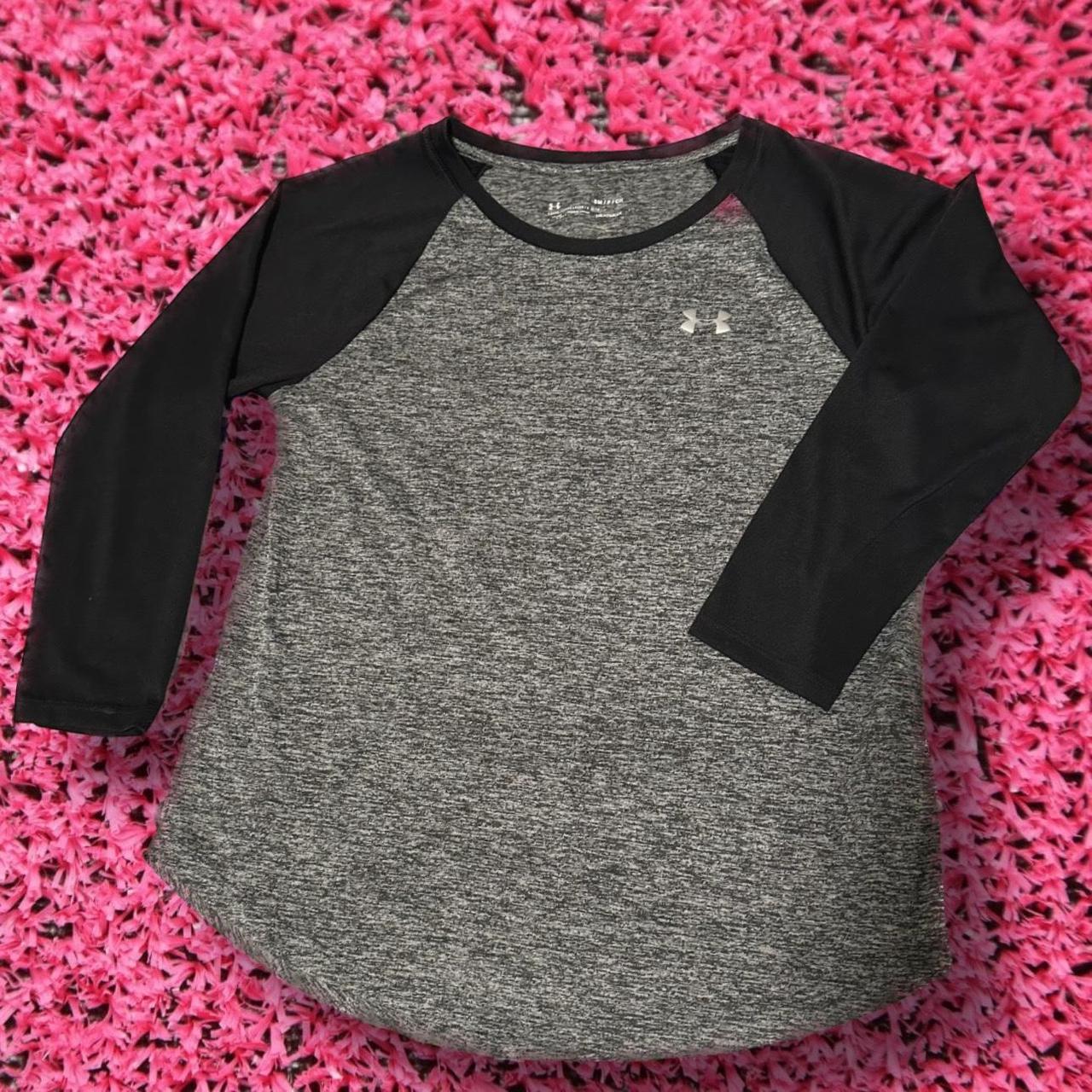 Under Armour Women's Black and Grey T-shirt | Depop